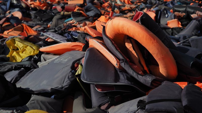 lesvos_kid_stuff_11